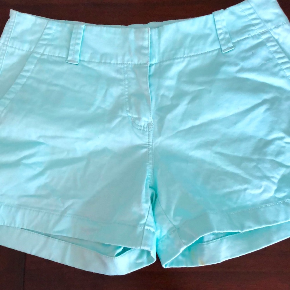 Mint color shorts vineyard vines size 2